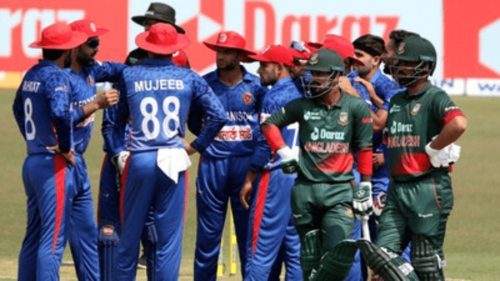 Farooqi provides the spark as Afghanistan beat Bangladesh in the rain